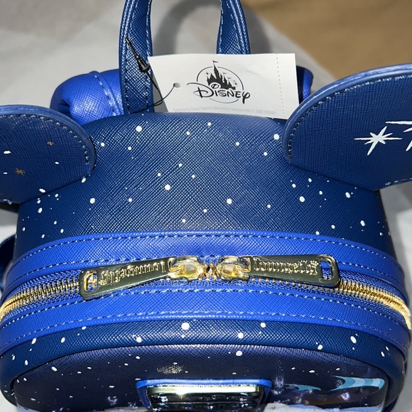 Mickey Mouse The Main Attraction Loungefly Backpack Peter Pan's Flight - Picture 12 of 14